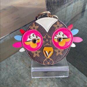 Owl-Shaped Coin bag charm.